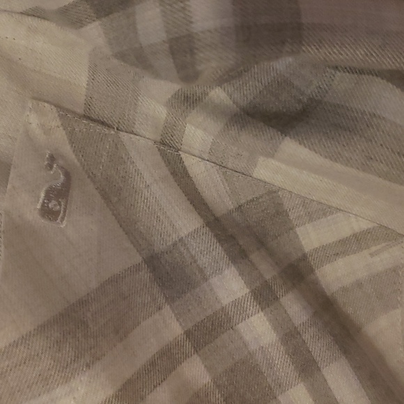 Vineyard vines plaid buttondown size large - Picture 2 of 5